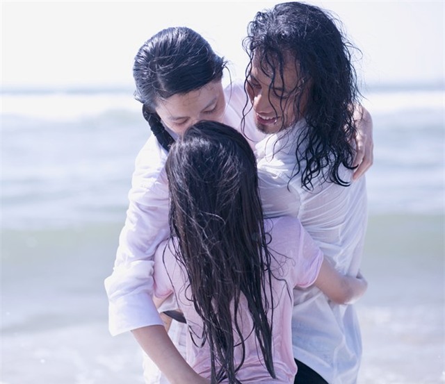 Khoanh khac ngot ngao ben vo cua Pham Anh Khoa hinh anh 6