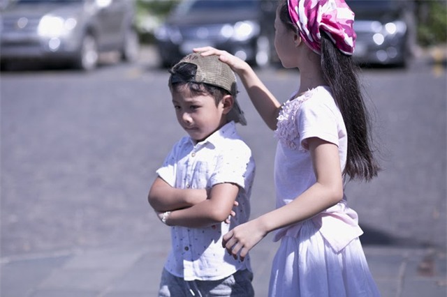 Phạm Anh Khoa hôn đắm đuối bà xã hơn 6 tuổi - Ảnh 10.