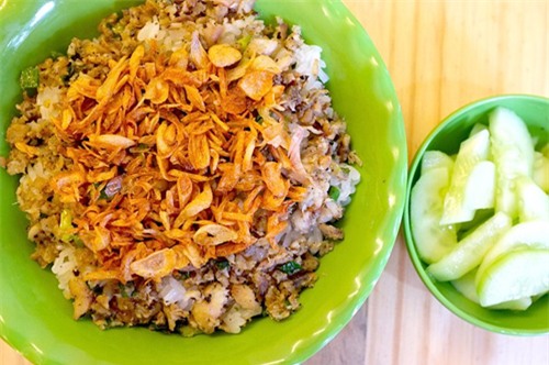 Xôi cá rô đồng phố Lò Đúc.