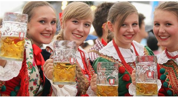 Uống hai chai bia mỗi ngày có thể giảm 25% nguy cơ mắc bệnh tim - Ảnh 1.