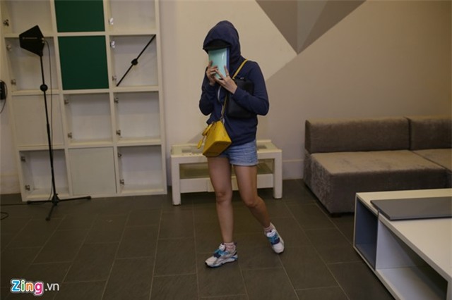 Hari Won che mat den ung ho Tran Thanh tai Got Talent hinh anh 4