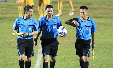 Trọng tài, tiêu cực, V-League