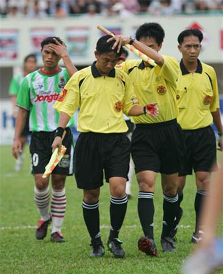 Trọng tài, V-League, Võ Minh Trí, Phùng Đình Dũng