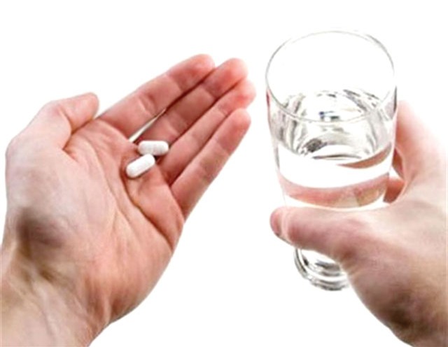 Những lưu ý khi uống thuốc bạn cần phải biết để tránh ngộ độc - Ảnh 3.