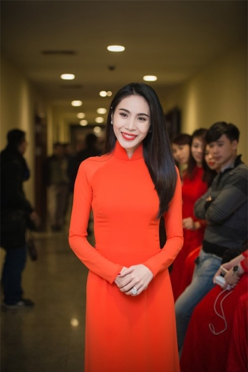Thuỷ Tiên lại khiến người hâm mộ