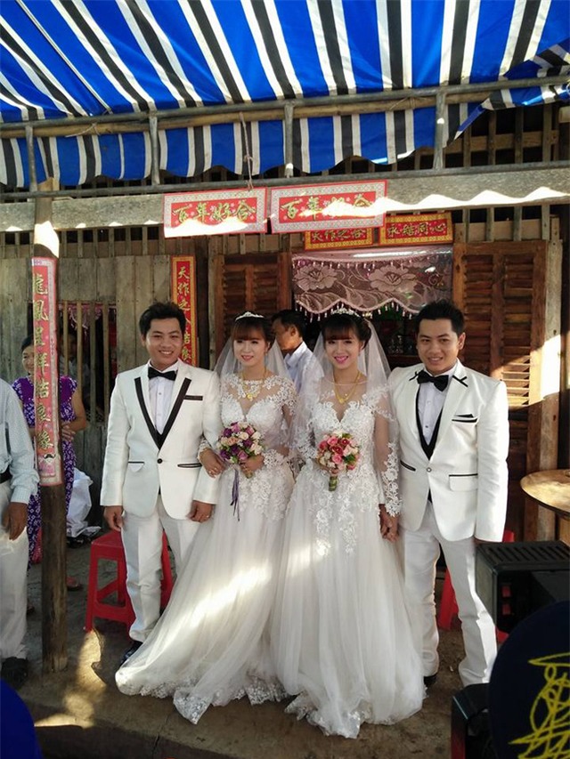 Hy hữu: Hai anh em sinh đôi làm đám cưới với hai chị em sinh đôi ở Cà Mau - Ảnh 2.