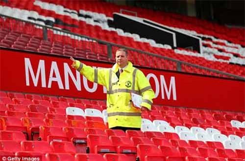 chinh thuc: hoan tran dau m.u – bournemouth vi nghi co dat bom hinh anh 2