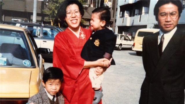 nhat: trao luu vo chong 