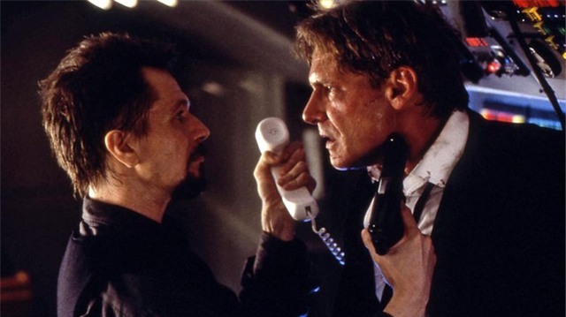 Điều khiến Không lực Một thậm chí còn an toàn hơn cả... Nhà Trắng - Ảnh 3.