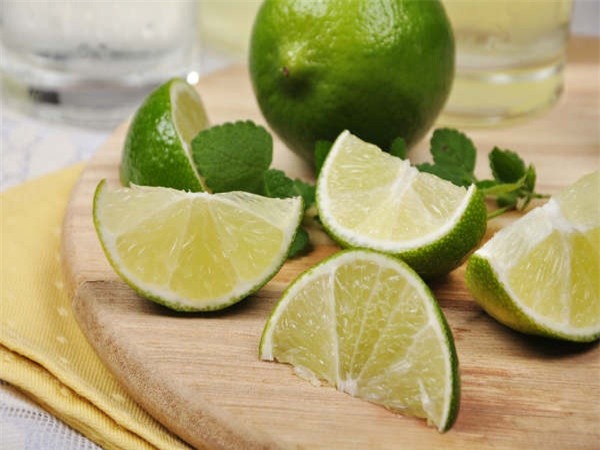 9 mẹo làm trắng răng và thơm miệng dễ như ăn kẹo