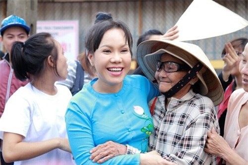 3 sao viet giau ban doi