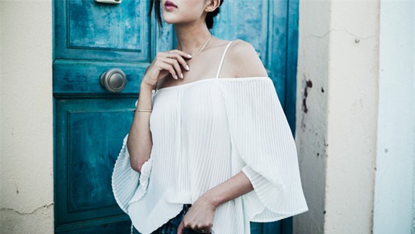 Xu hướng áo trễ vai 2016