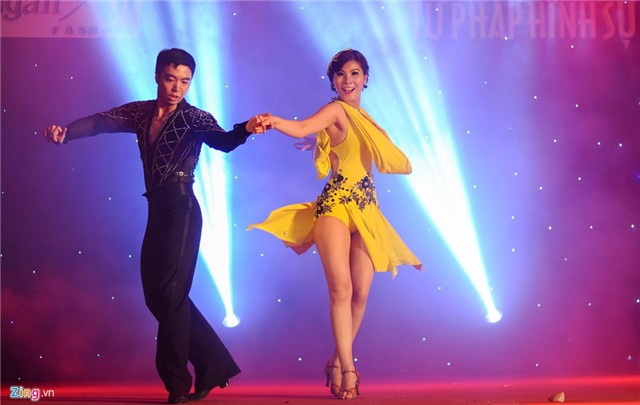 'Nhung bong hong thep' cua Hoc vien Canh sat hinh anh 11