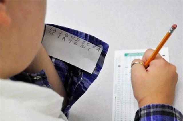 soc voi "tuyet chieu" quay cop trong mua thi hinh anh 2