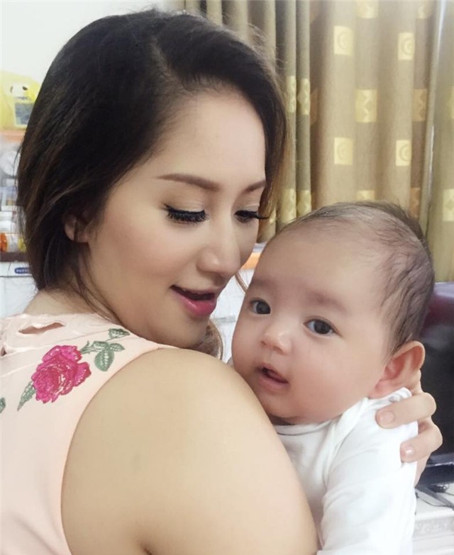sao viet khien dan mang tranh cai vi khong biet nuoi con - 6