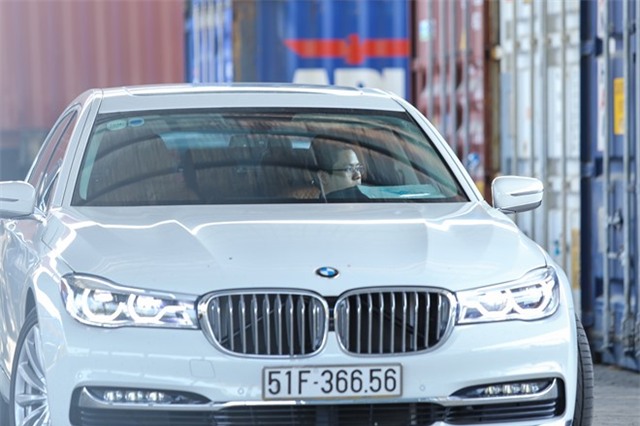 Bạn trai thiếu gia của Midu tậu siêu xe triệu đô - Ảnh 1.