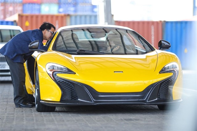 Bạn trai thiếu gia của Midu tậu siêu xe triệu đô - Ảnh 4.