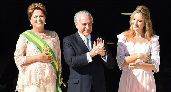 đệ nhất phu nhân, Brazil, ăn chơi, tiêu hoang phí, xinh đẹp