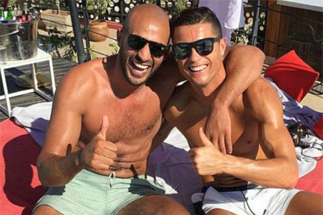 Bạn trai tin đồn của Ronaldo bị bắt vì đánh người - Ảnh 2.