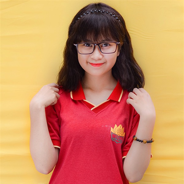 Lê Hà Linh , lớp 12A15