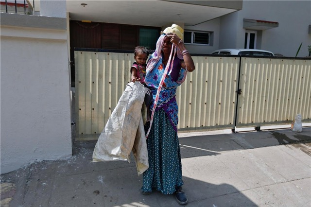 công nhân xây dựng, công trường, điểm trông trẻ, lều tạm bợ