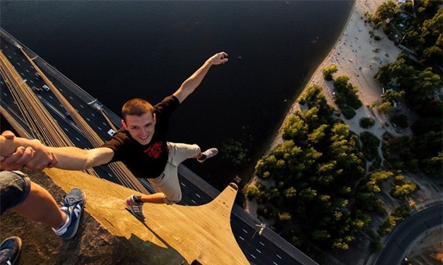 Trao luu gion mat tu than voi the thao mao hiem cua gioi tre hinh anh 17