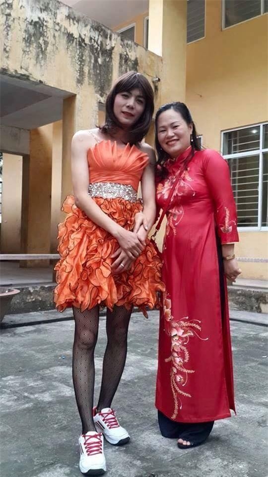 thầy giáo hát hay