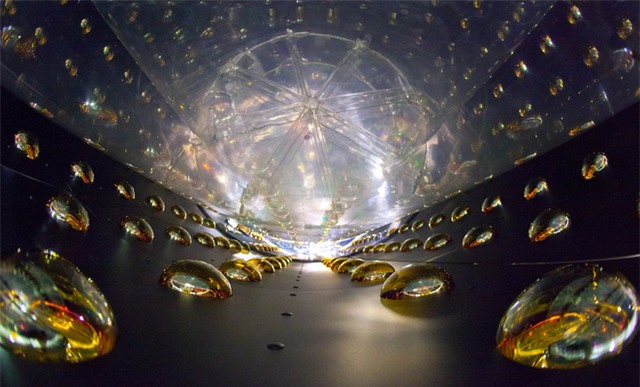 5 thí nghiệm siêu táo bạo truy lùng tung tích “hạt ma” - Ảnh 5.