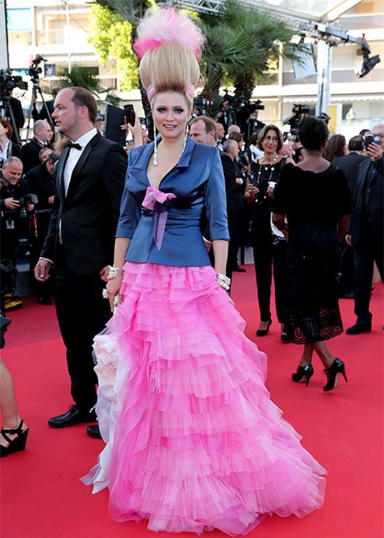 Đây là những bộ cánh xấu tệ tại LHP Cannes 2016 - Ảnh 7.