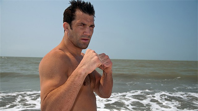 Luke Rockhold - Chàng mỹ nam của võ đài UFC - Ảnh 3.