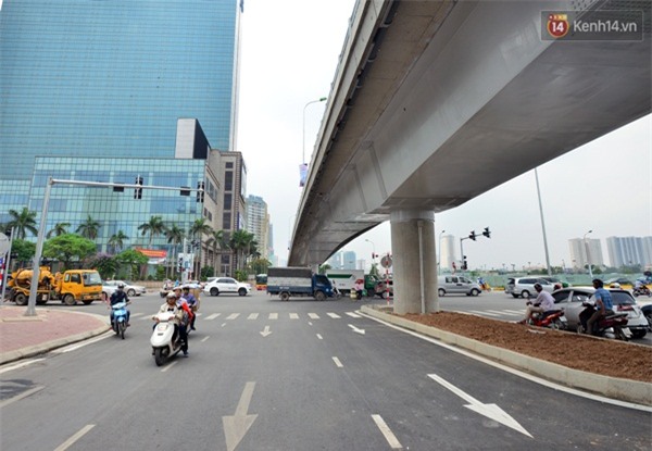 Đưa vào hoạt động cầu vượt dầm thép thứ 8 của Thủ đô - Ảnh 3.