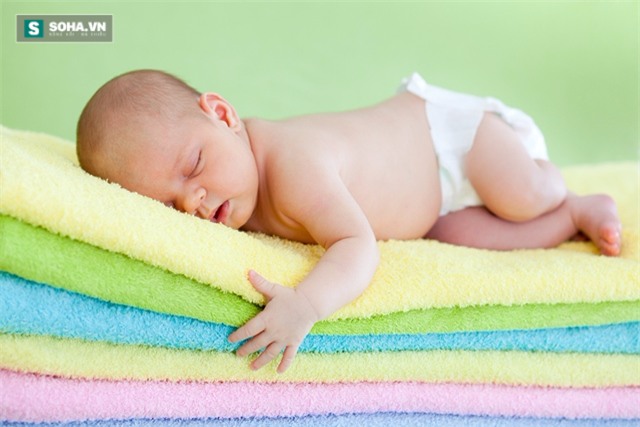 10 cách đơn giản để đặc trị những ông chồng hay ngủ ngáy! - Ảnh 1.