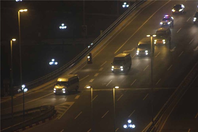 Trung tâm Kiểm soát không lưu Hà Nội đang thực hiện công tác điều hành bay. Kiểm soát viên không lưu điều hành chuyến bay chuyên cơ chở Tổng thống Obama phải có kinh nghiệm từ 5 năm trở lên.