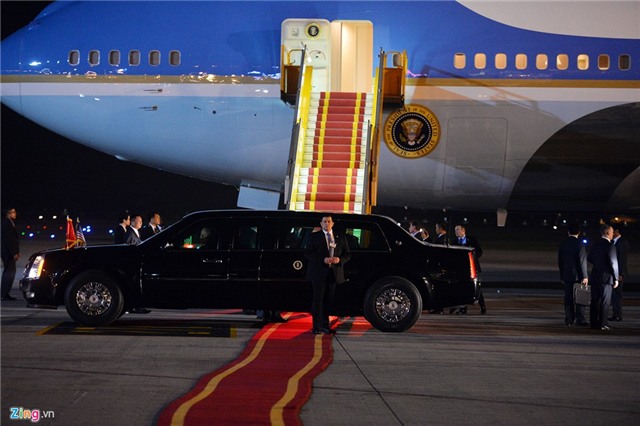 Doan xe dac chung don Tong thong Obama tai Ha Noi hinh anh 10