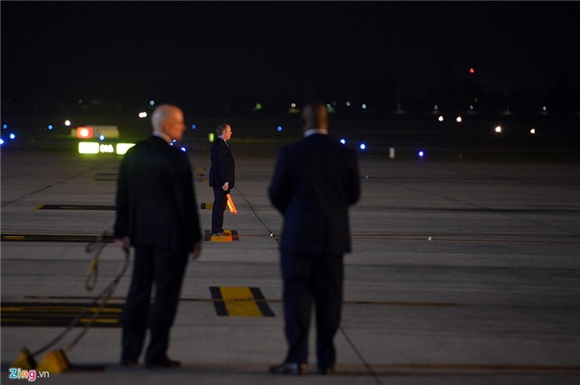 Doan xe dac chung don Tong thong Obama tai Ha Noi hinh anh 4