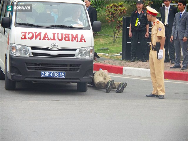 [TRỰC TIẾP] Ngày làm việc đầu tiên của Tổng thống Obama tại Hà Nội - Ảnh 1.