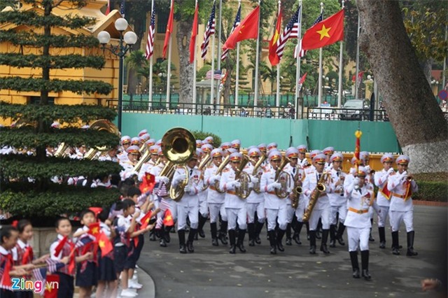 Tong thong Obama roi khach san den Phu Chu tich hinh anh 4