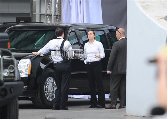 Ông Obama thăm ViệtNam, Tổng thống Mỹ Obama, nữ tài xế