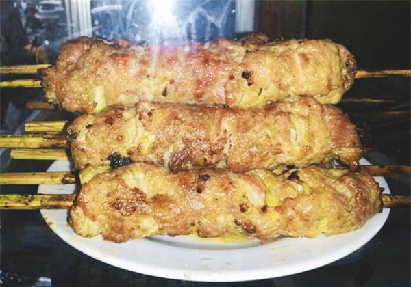 thịt xiên