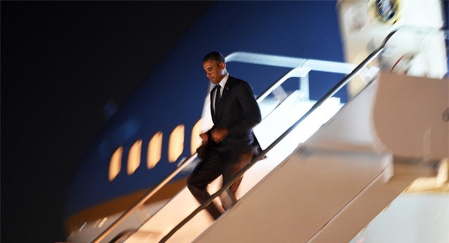 Nhiều người yêu mến Tổng thống Obama bởi dáng chạy gần gũi này - Ảnh 3.