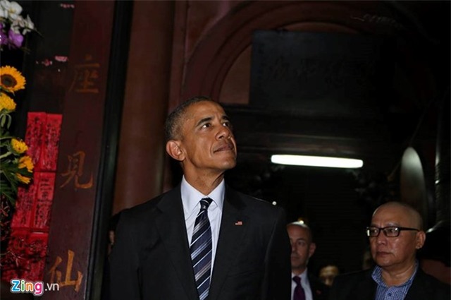 Hoa hậu Thu Thảo: Quả thật, tay của Tổng thống Obama rất ấm áp và rắn rỏi - Ảnh 4.