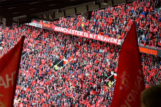 Khi người Man United thái độ lạ với Van Gaal - Ảnh 3.