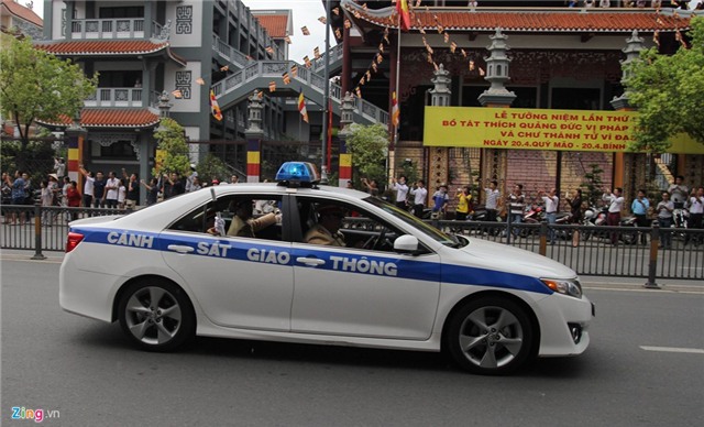 Chi tiet doan xe ho tong Tong thong Obama o Sai Gon hinh anh 9