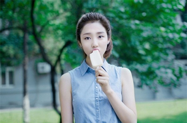 Ngừng ngay những việc làm này nếu bạn không muốn miệng trở thành 'ổ vi khuẩn'