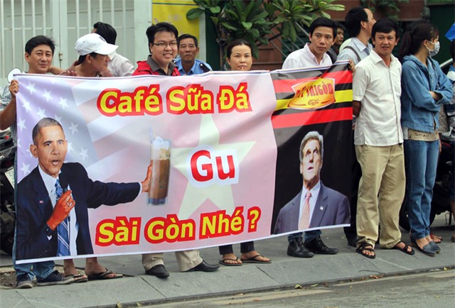 Những hình ảnh ấn tượng nhất của Tổng thống Obama trong 3 ngày ở Việt Nam - Ảnh 9.