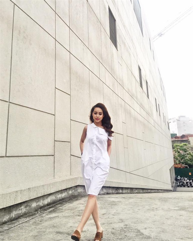 Phong cách đời thường của nữ BTV 2 lần dính sự cố váy áo - Ảnh 20.