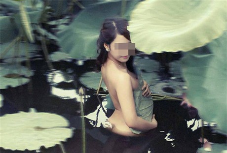 Mùa sen sắp tới, hy vọng các nàng xinh đẹp không đãi chúng ta những cảnh nhức mắt này