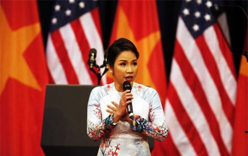 my linh, quoc ca, obama đến việt nam