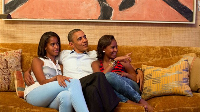 Xem những hình ảnh này mới thấy Tổng thống Obama yêu thương 2 cô con gái đến nhường nào - Ảnh 11.