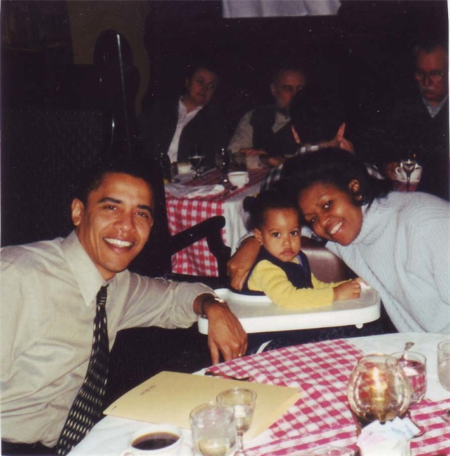 Xem những hình ảnh này mới thấy Tổng thống Obama yêu thương 2 cô con gái đến nhường nào - Ảnh 2.